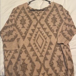 Mid sleeve high low blouse